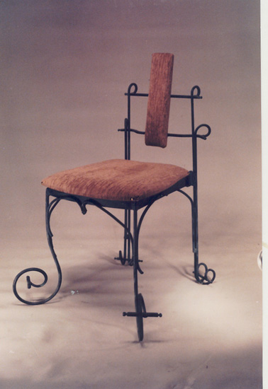 creation d'artiste,chaise en tige d'acirt